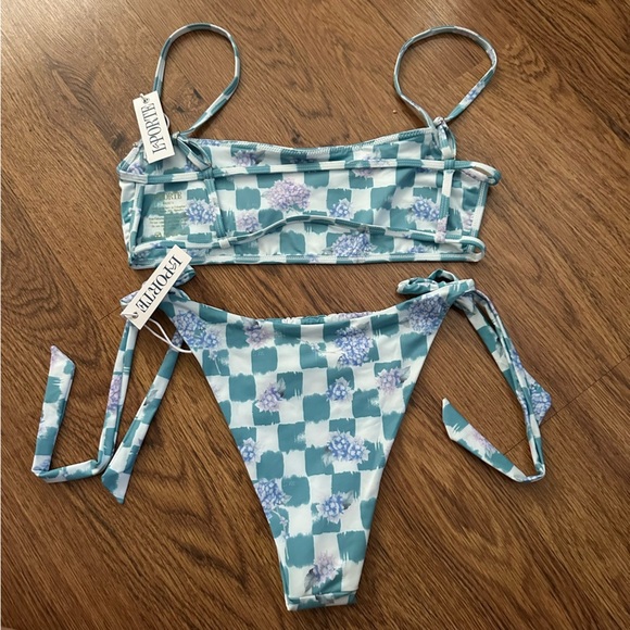 La Porte Blue Purple Checkered string Bikini Medium NWT SEXY beach Swimwear - Picture 3 of 5